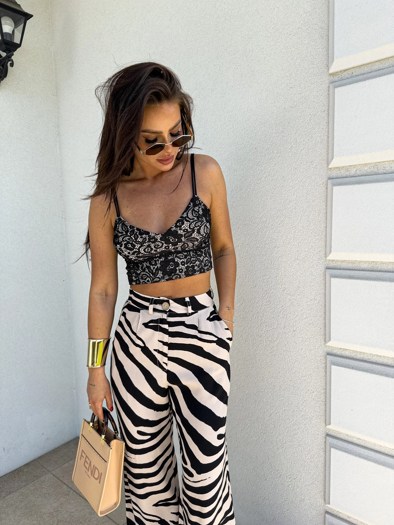 Top gorset KORONKA bez ozdoby - czarny