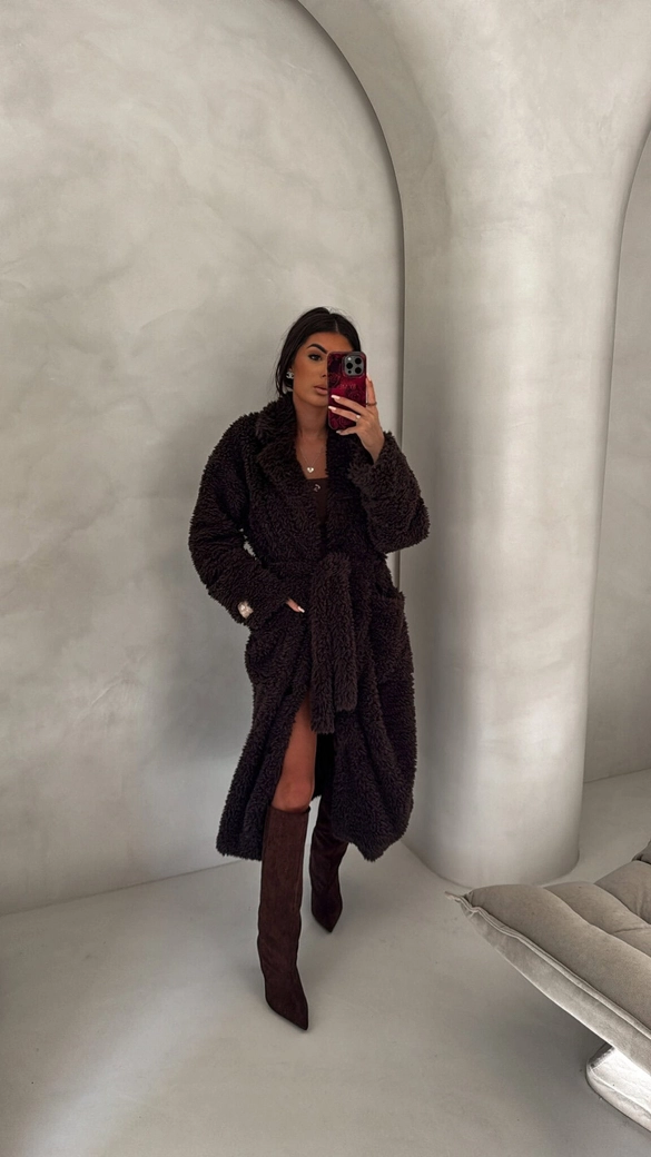 Płaszcz FUR – czekoladowy