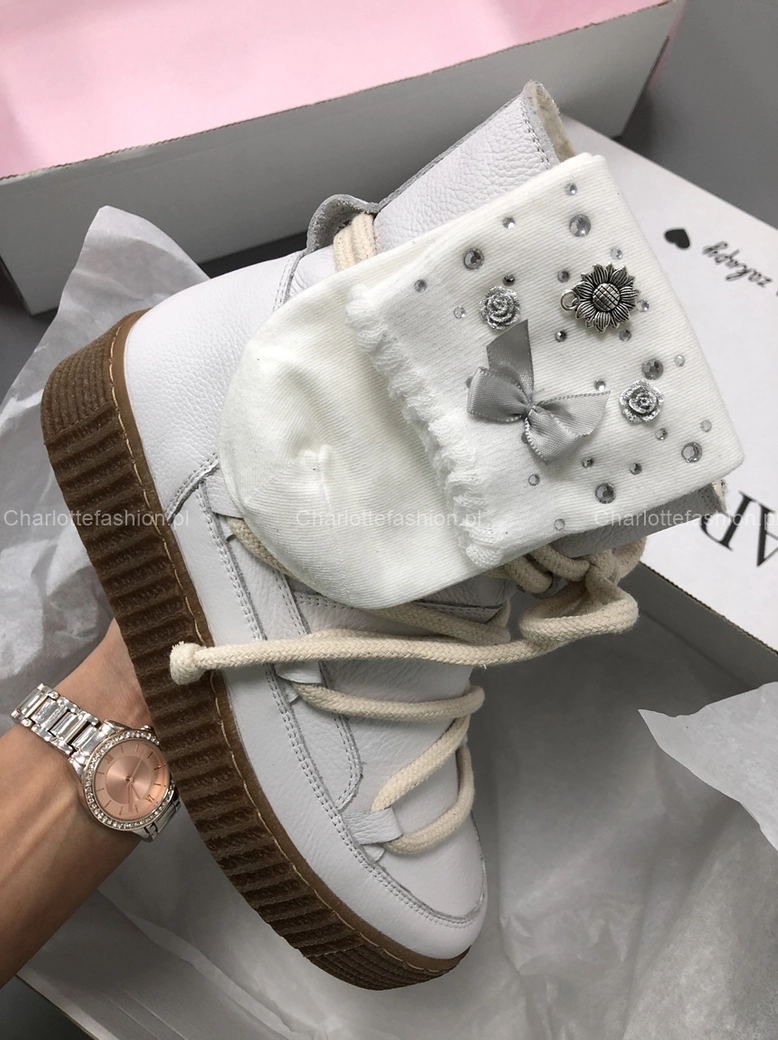 Śniegowce białe z wiązaniem I405