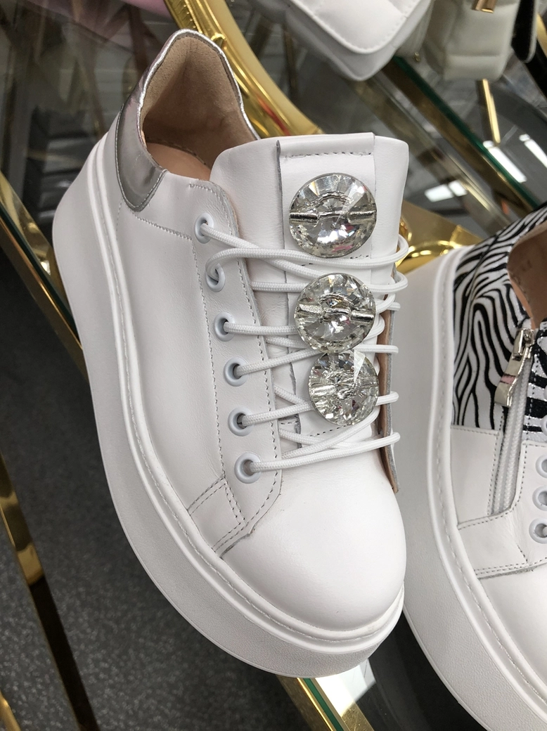 Sneakersy na wysokiej podeszwie białe Diamonds I549