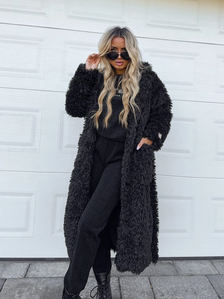 Płaszcz FUR – czarny