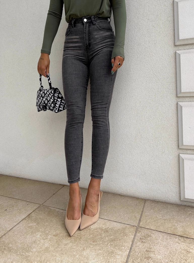 Jeansy BY ME - szare T16671