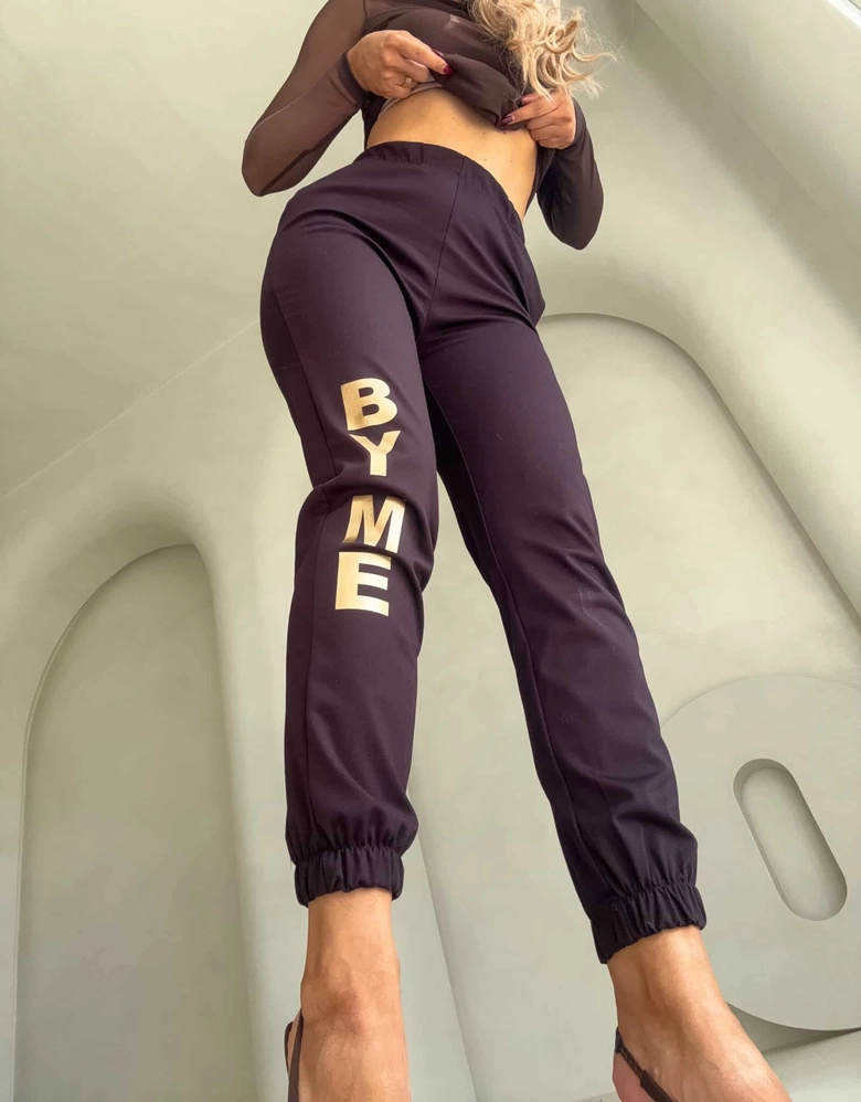 Spodnie JOGGERY logo - czekoladowe