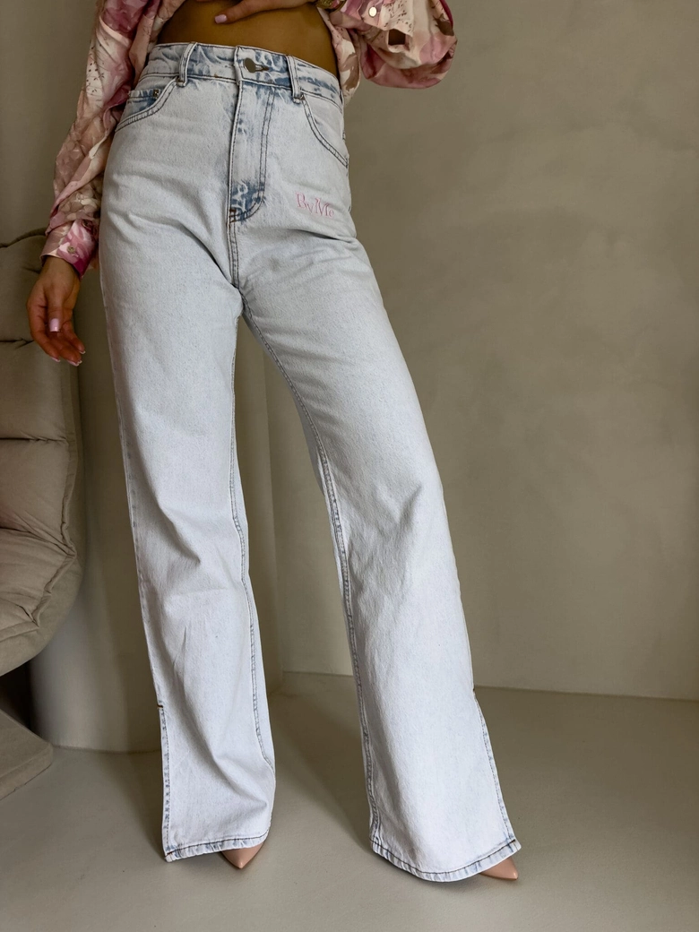 Jeansy FLARED pink one – jasny niebieski