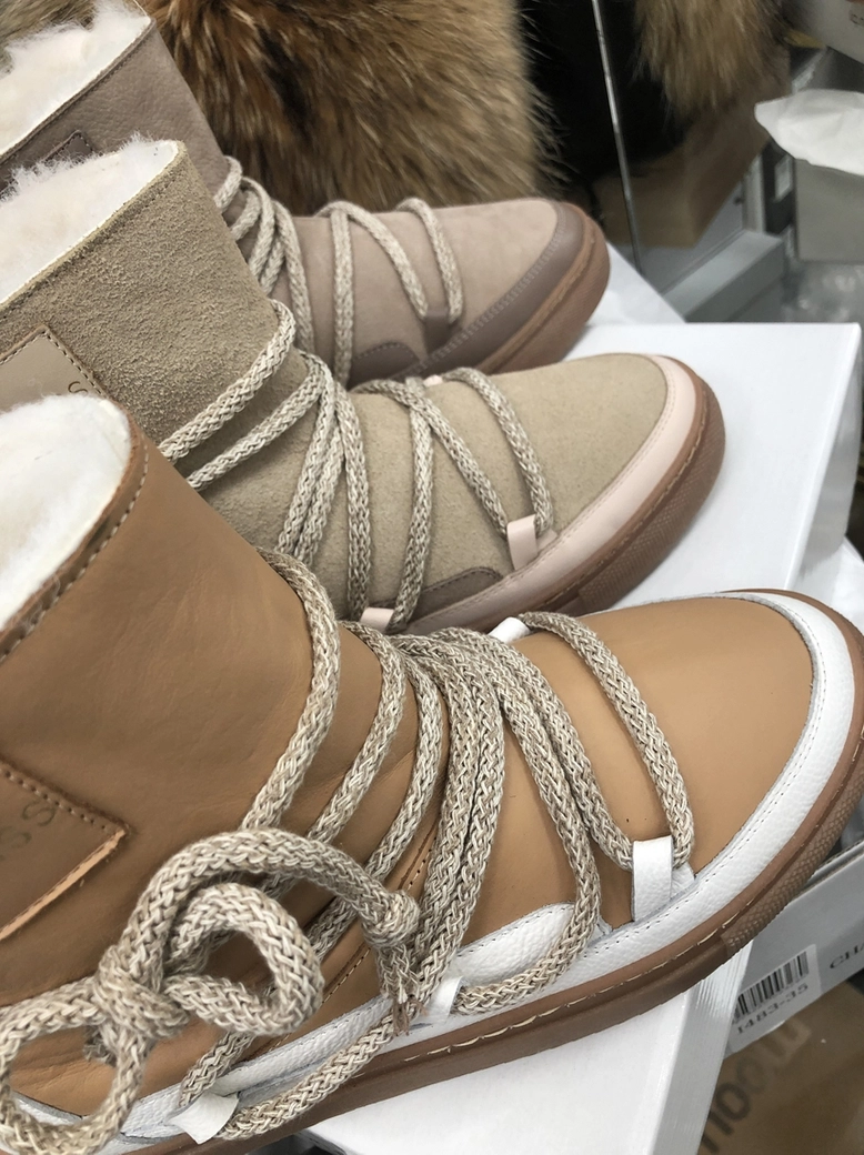 Buty emu śniegowce skórzane zamszowe z ozdobnym wiązaniem camel I514