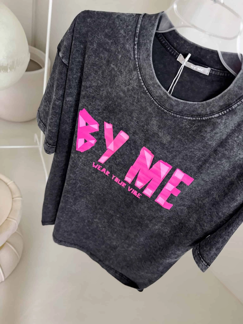 Dekatyzowany t-shirt BALEN - czarny