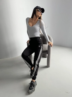 Spodnie czarne Amaze Me T10646