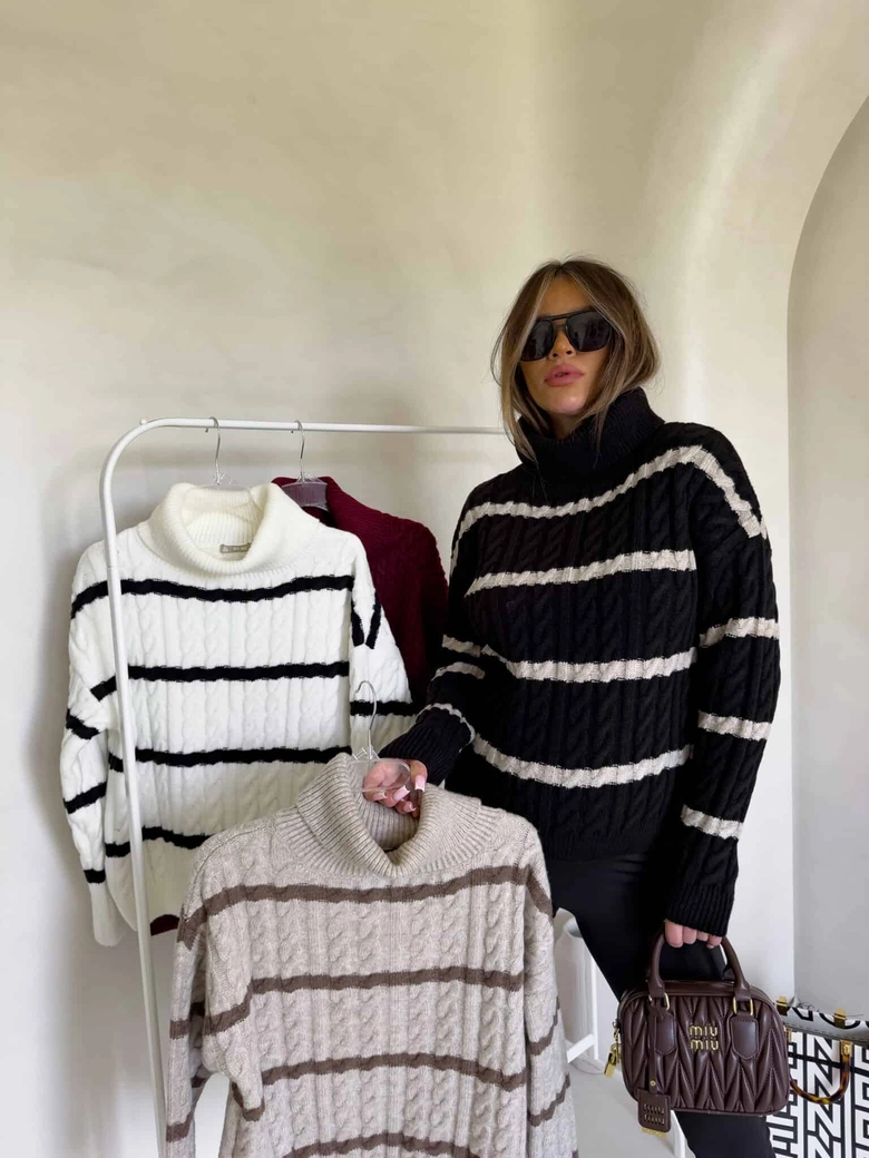 Sweter golf INKO pasy - czarno-beżowe