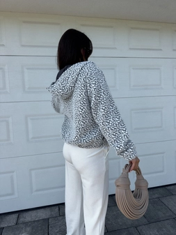 Kurtka MISIO print pantera – szara