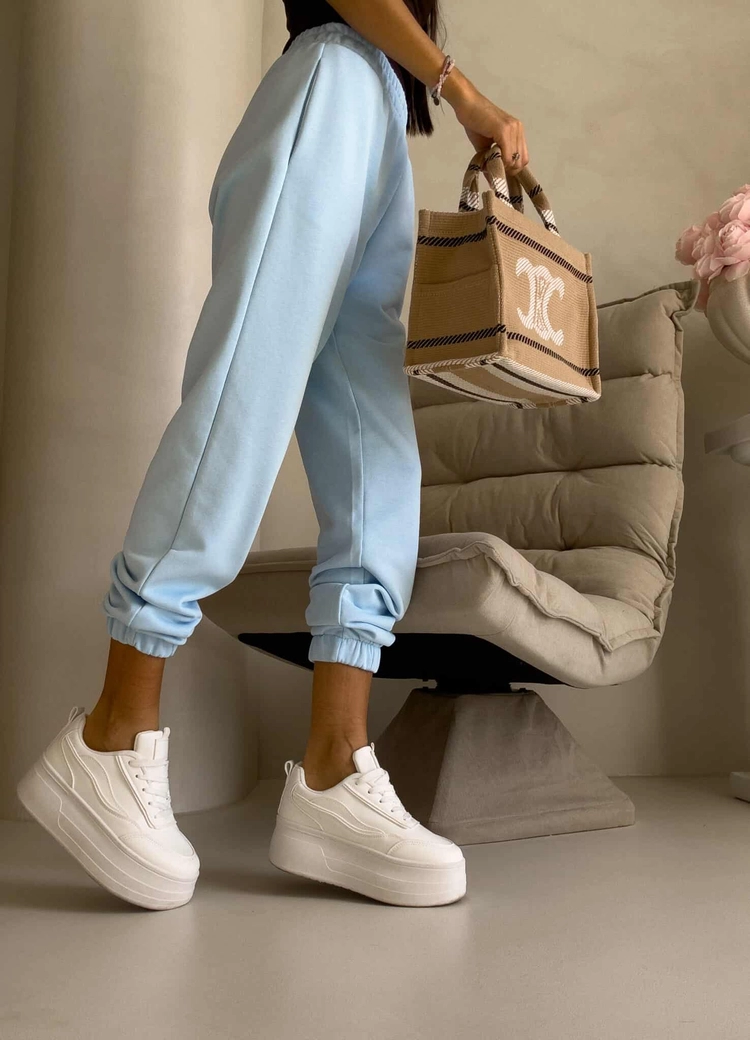 Spodnie dresowe CLASSIC - baby blue