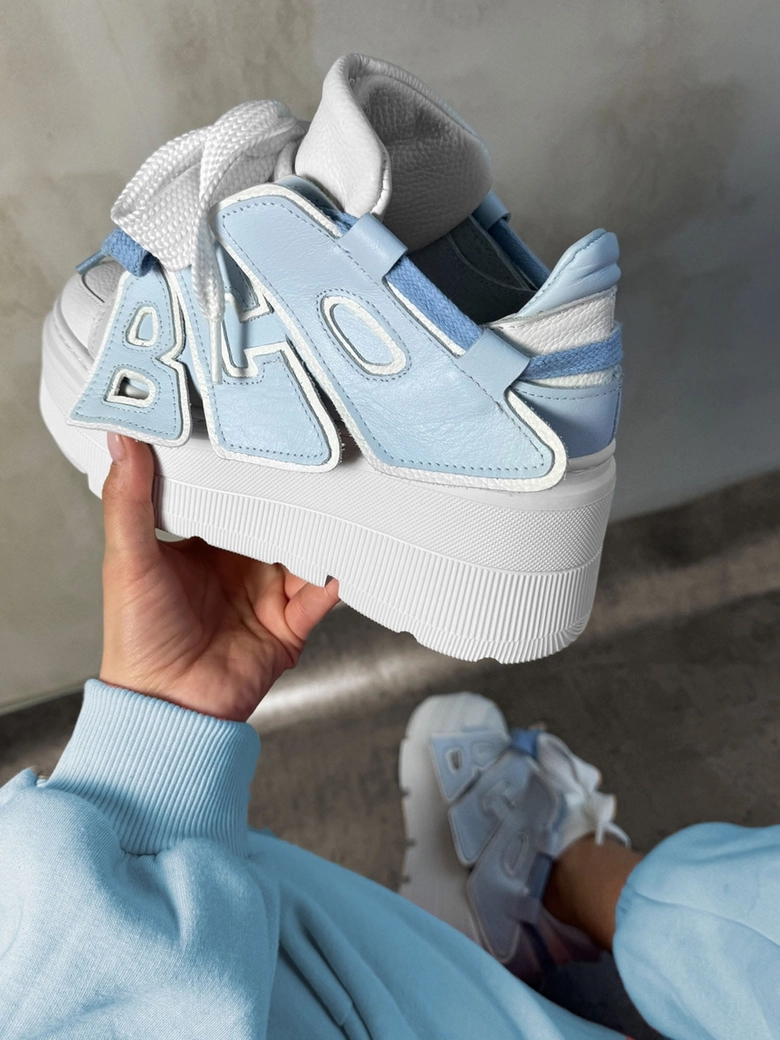 Sneakersy skórzane biało błękitne Premium Other I617