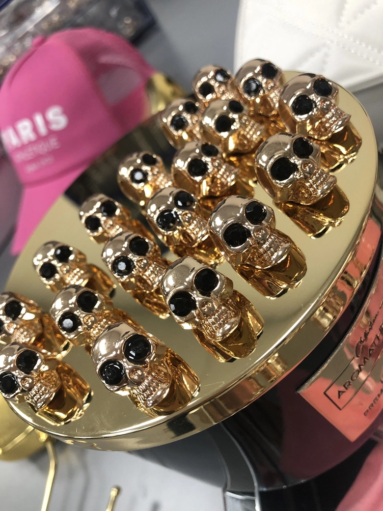 Charms zawieszka ozdoba do butów czaszka X005