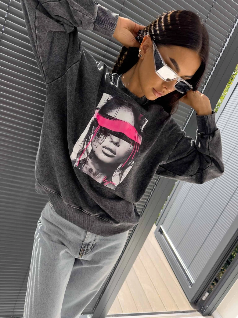 Dekatyzowana bluza LOCK - czarna