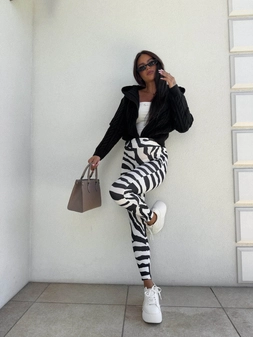 Legginsy GYM print zebra – biało-czarna