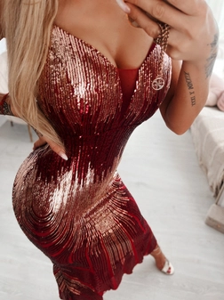 Sukienka długa bordowa na ramiączkach z szampańskimi i bordowymi cekinami A1531