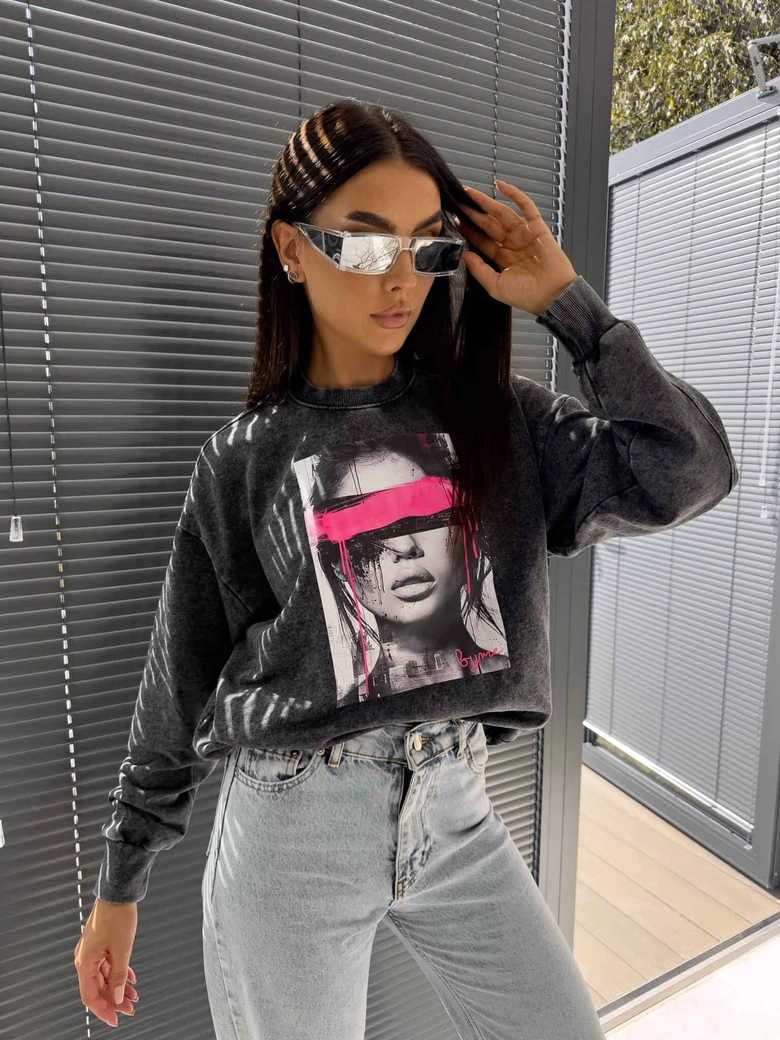 Dekatyzowana bluza LOCK - czarna