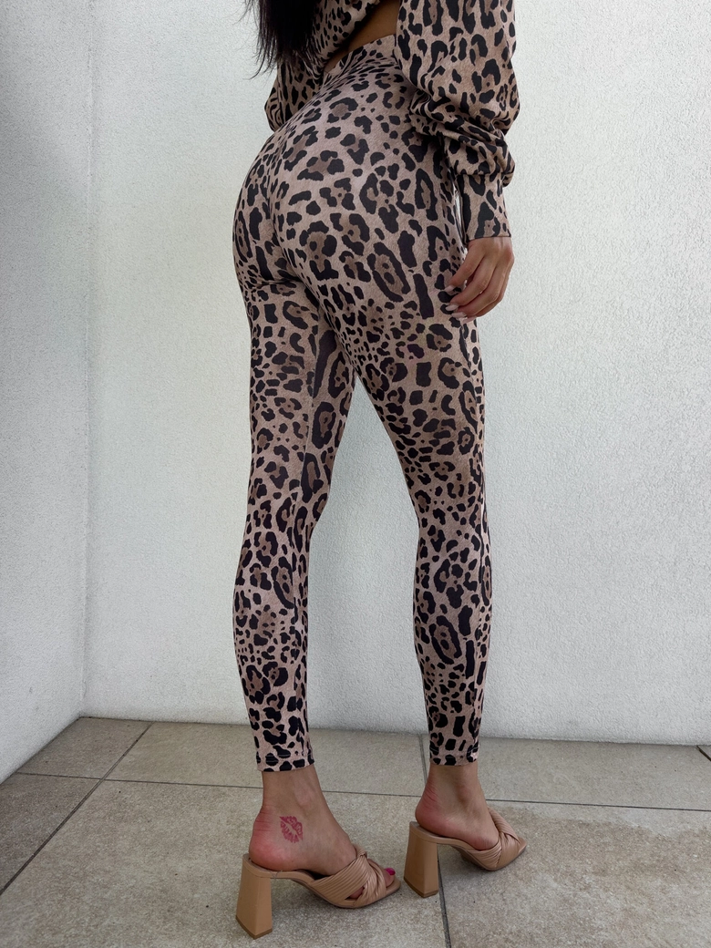 Legginsy GYM print pantera – beżowo-czarna