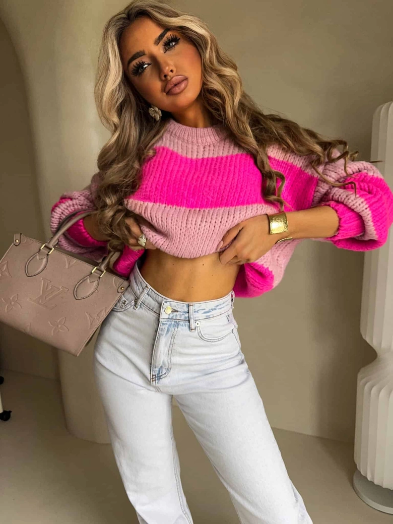 Sweter LEGEND pasy – jasny róż-fuksja