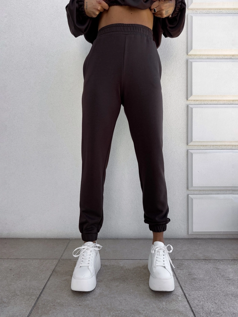 Spodnie dresowe CLASSIC - czekoladowe