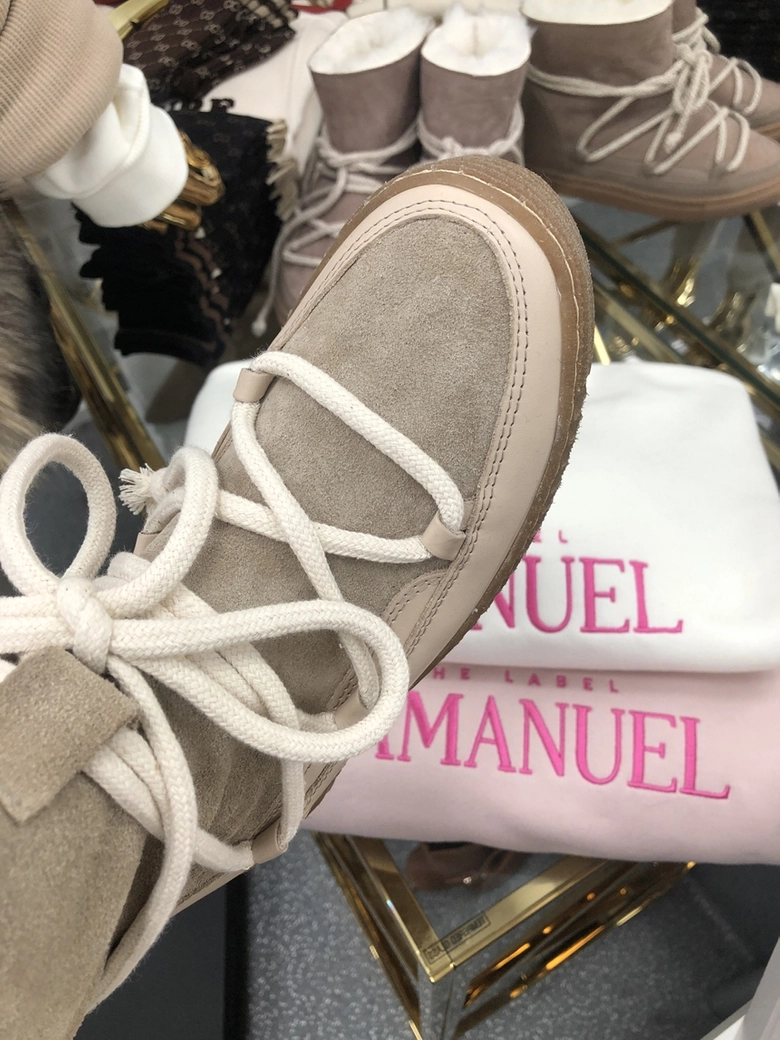 Śniegowce beżowe z wiązaniem I404