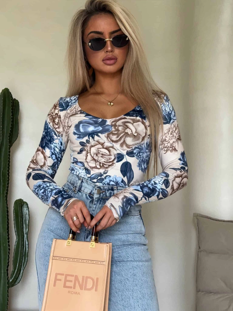 Bluzka VENEZIA print - niebiesko-biała