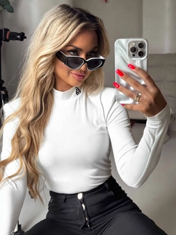 Bluzka MIRELLA logo – ecru