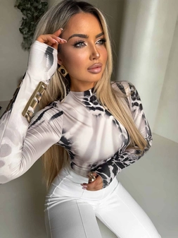 Bluzka SKIN print pantera – jasny beż