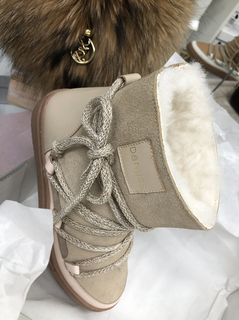 Buty emu śniegowce skórzane zamszowe z ozdobnym wiązaniem beżowe I516