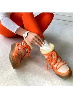 Śniegowce beżowo pomarańczowe z wiązaniem I530