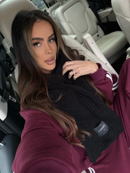 Szalik HOUSE czarny LAM18365