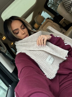 Szalik HOUSE beż LAM18363