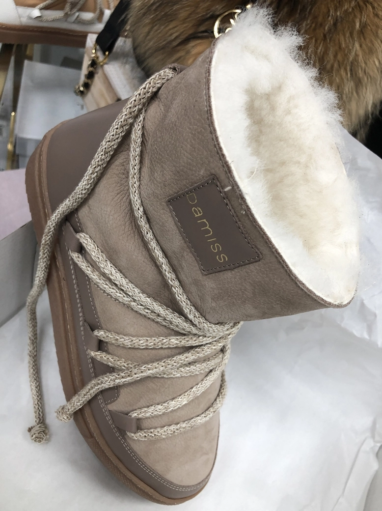 Buty emu śniegowce skórzane zamszowe z ozdobnym wiązaniem camel I514