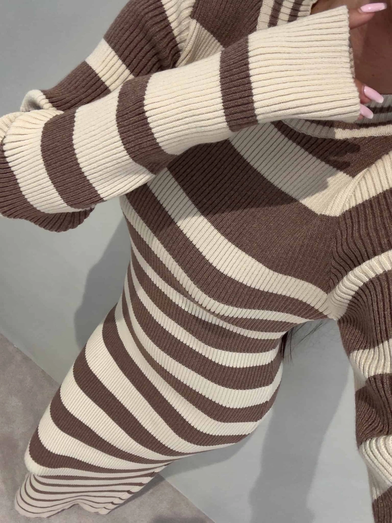 Sukienka VERSATILE - mokka-beż