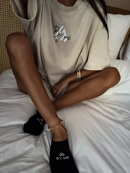 Mikrostopki By Me – czarne z białym logo