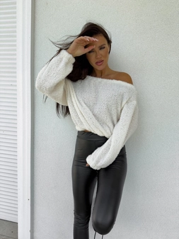 Bluza UNDER baranek – ecru