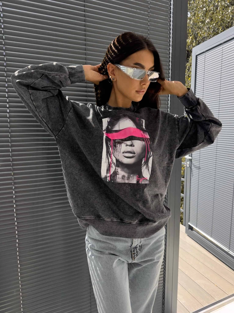 Dekatyzowana bluza LOCK - czarna