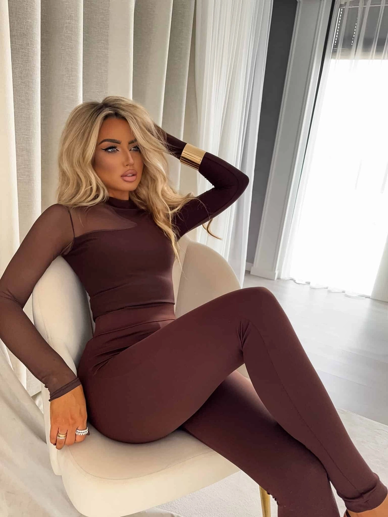 Bluzka SUZI – czekoladowa