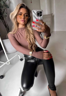 Bluzka SKIN gładka – latte