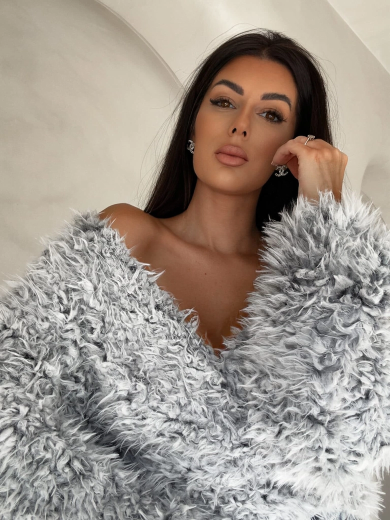 Bluzka KAIRA SHAGGY – szara