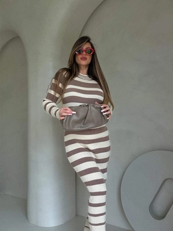 Sukienka VERSATILE - mokka-beż