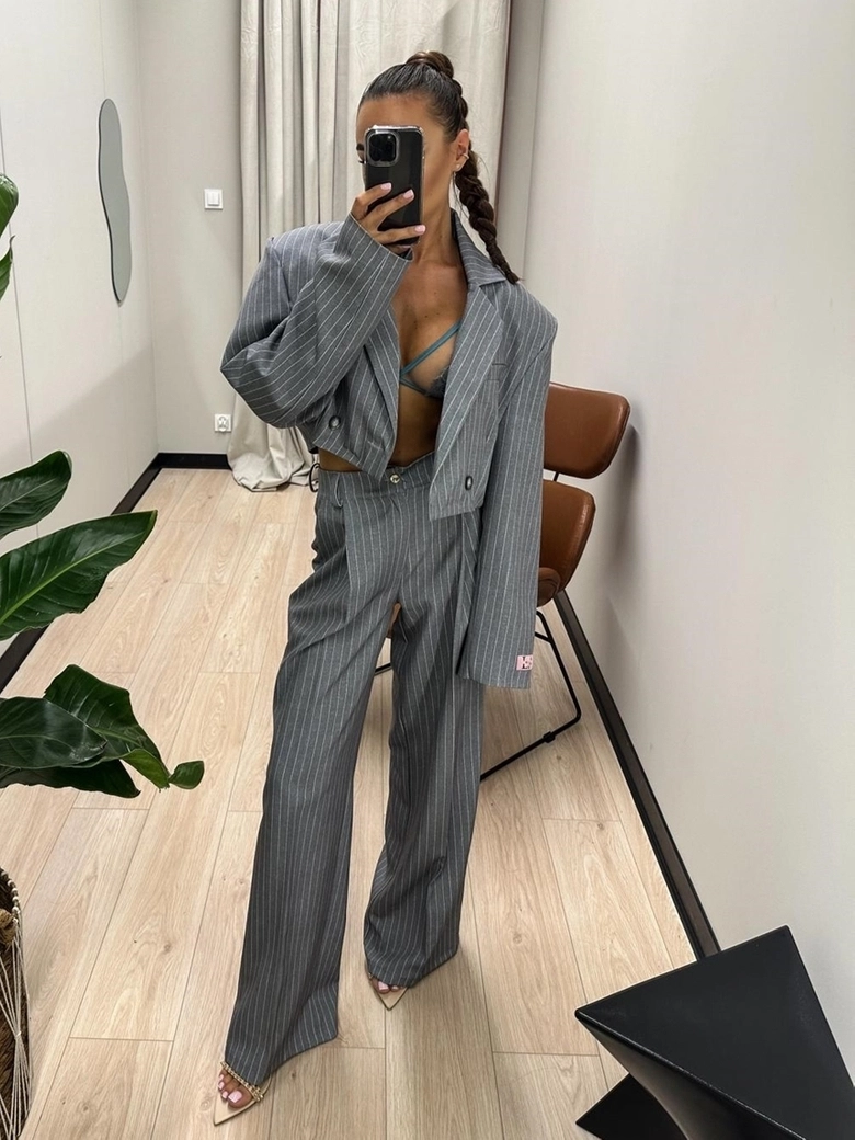 Spodnie szare w paski Classic T352