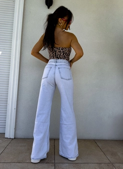 Jeansy MOM FIT FLARED – light jeans