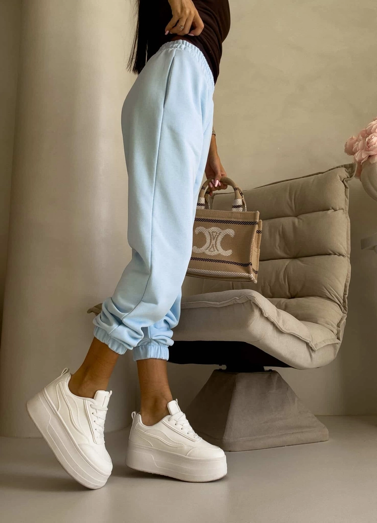 Spodnie dresowe CLASSIC - baby blue