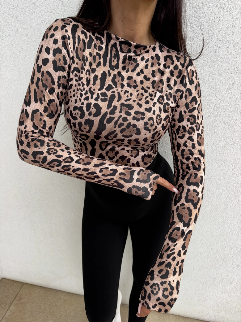 Bluzka SKIN print pantera – czekoladowo-czarna
