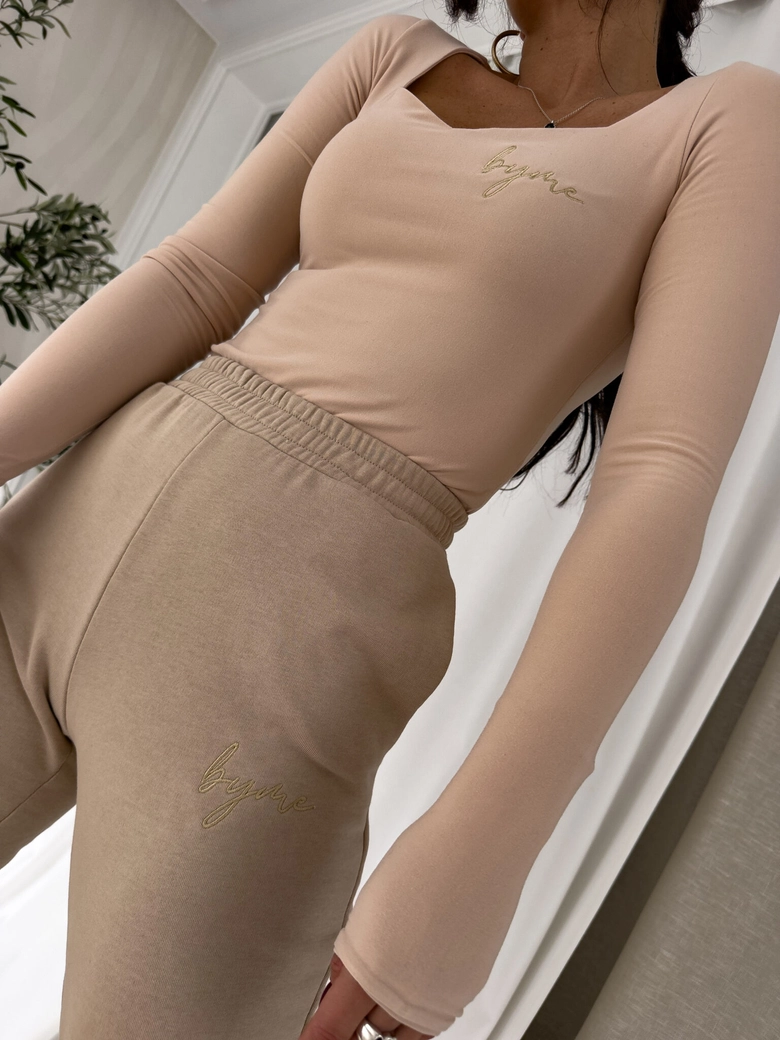 Spodnie dresowe LOGO - beżowe