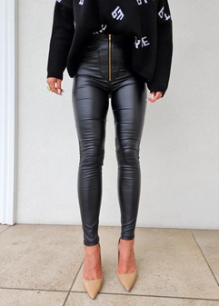 Spodnie woskowane REVOLUT - czarne T17432