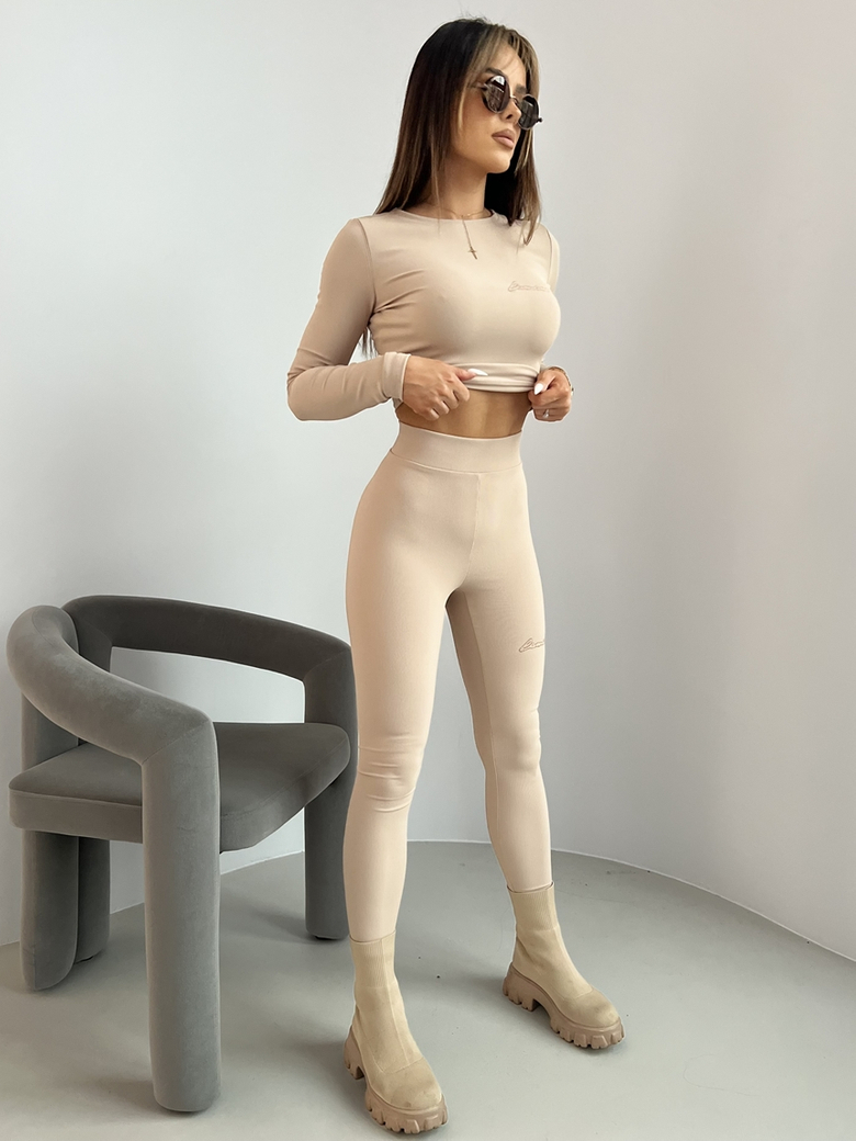 Komplet bluzka i legginsy beżowy Feminine N545