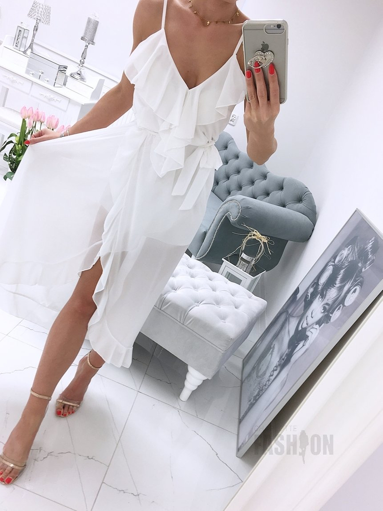 Zwiewna sukienka asymetryczna biała A013.